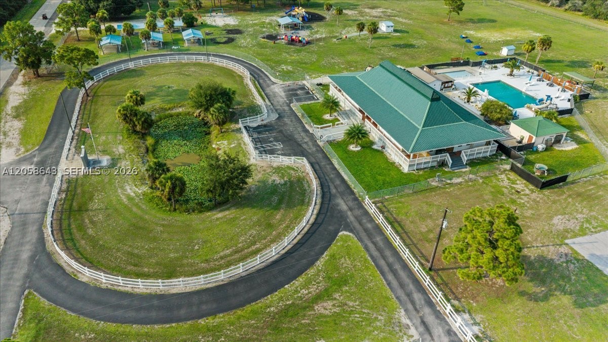 main property photo 58