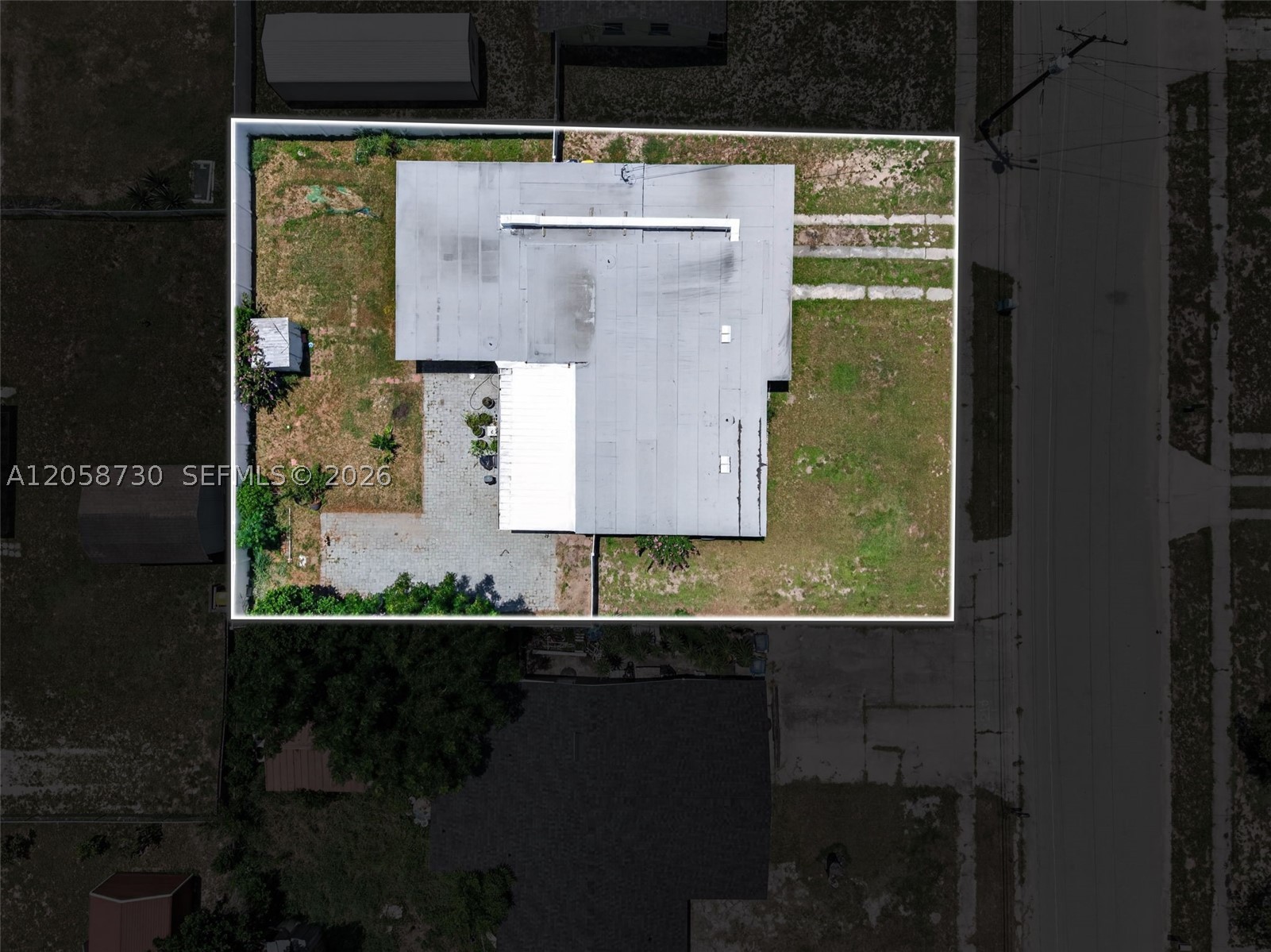 main property photo 46