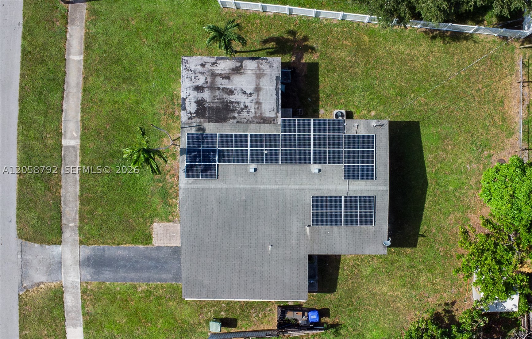 main property photo 22