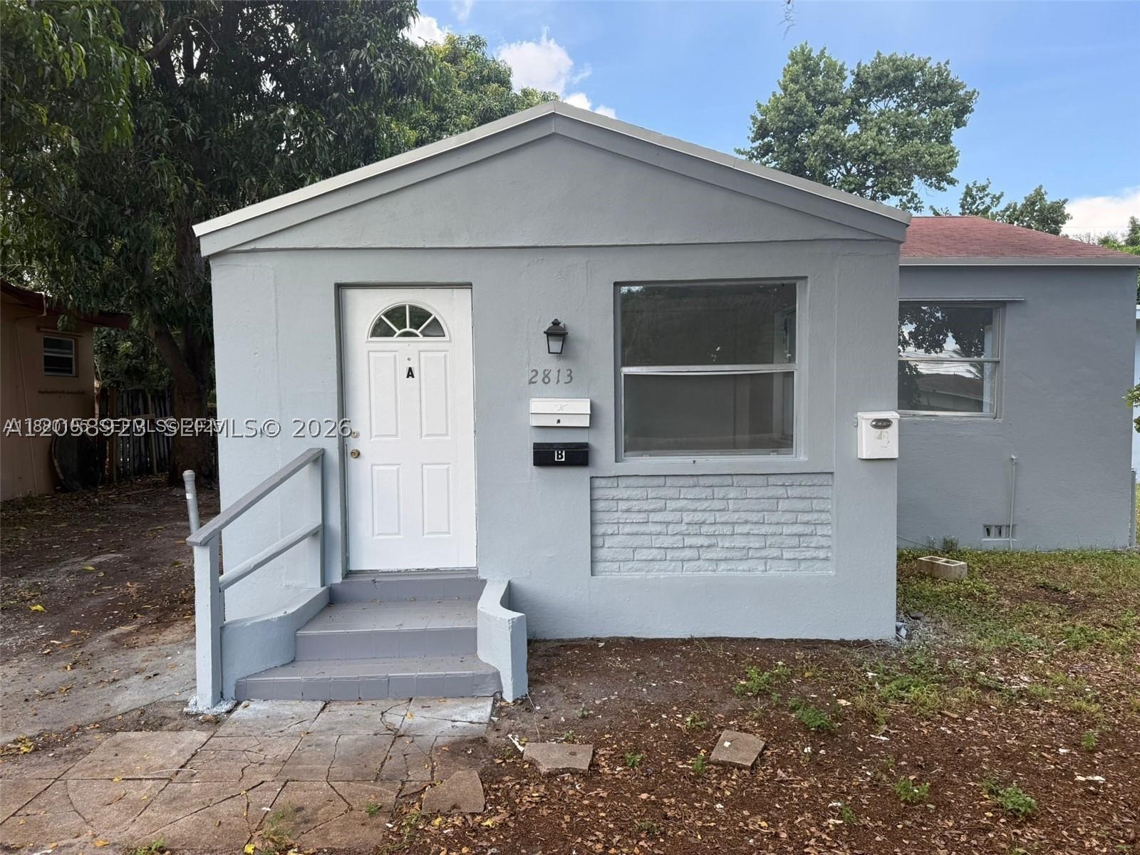 main property photo 8