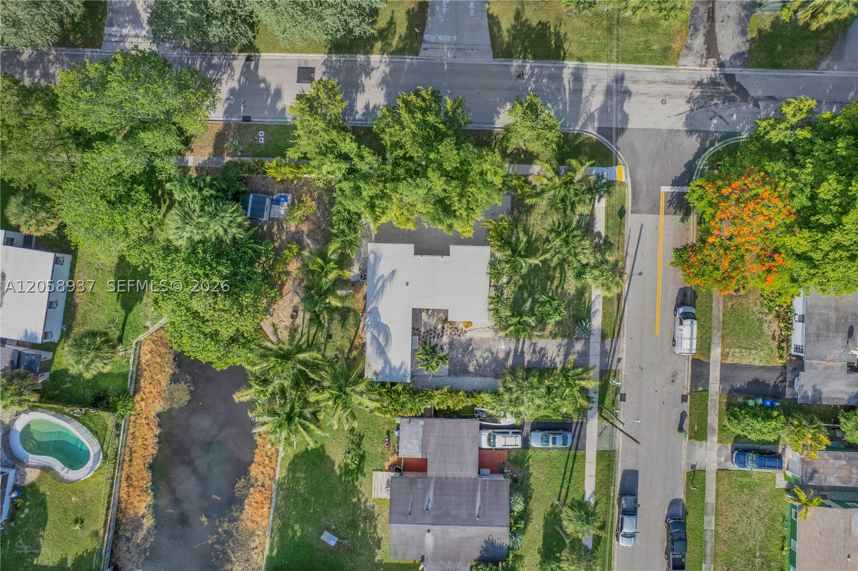 main property photo 39
