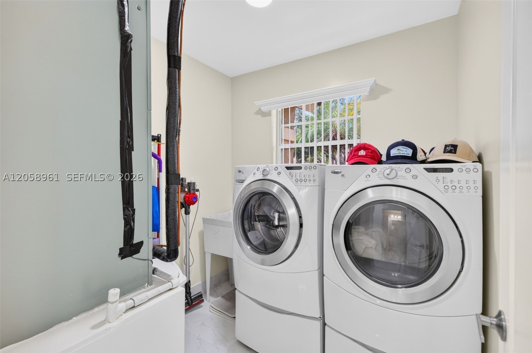 main property photo 59