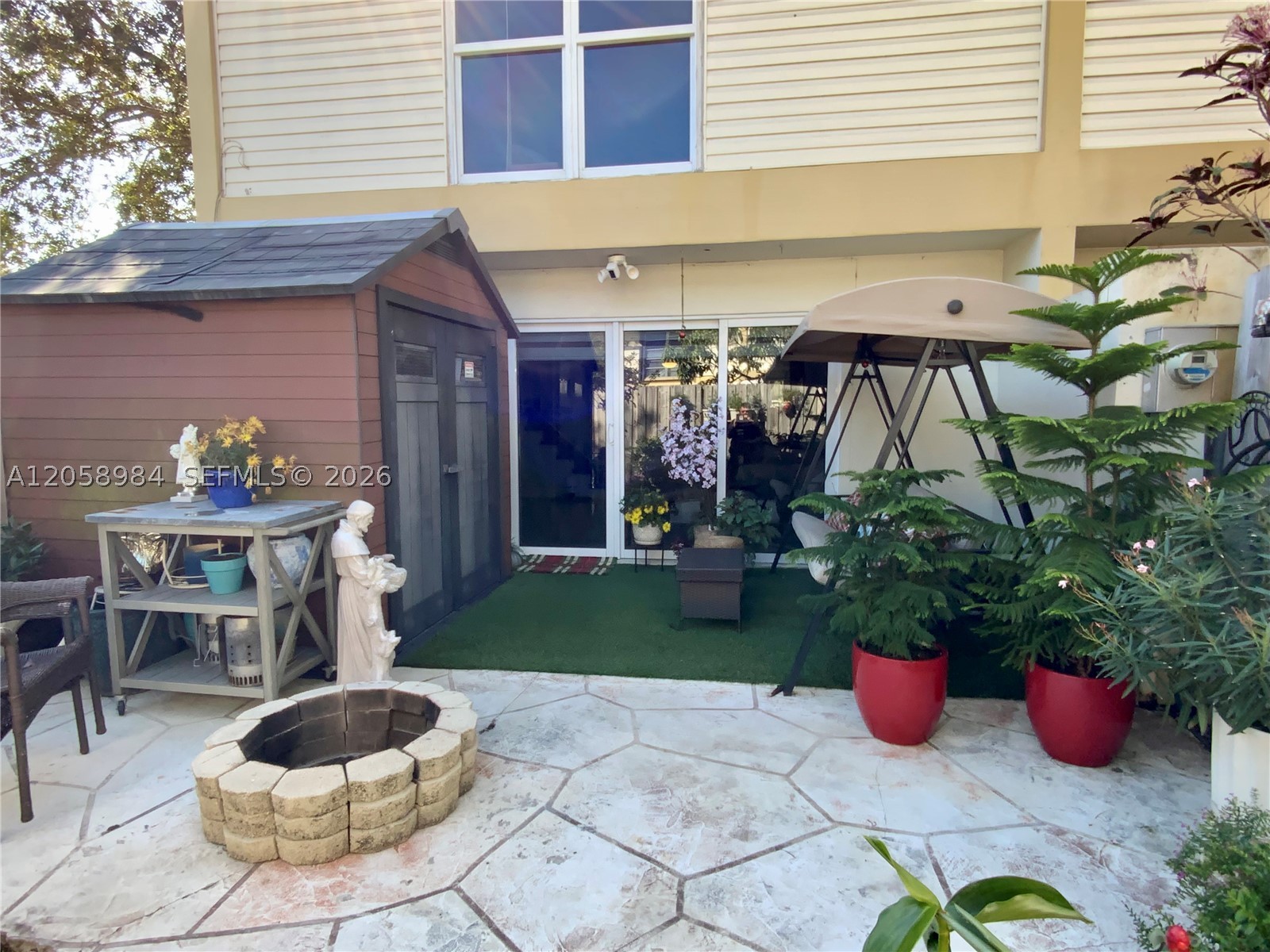 main property photo 14