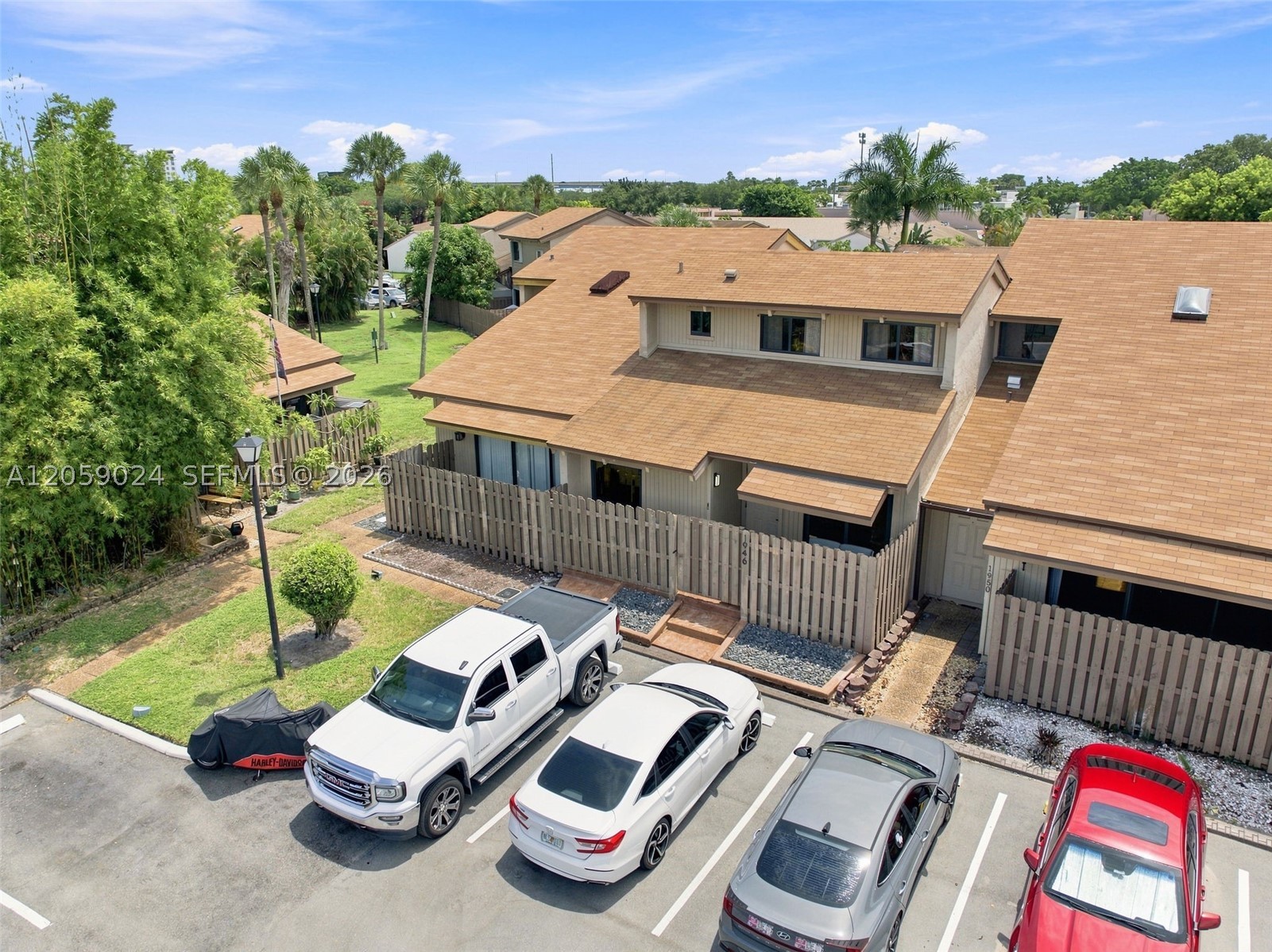 main property photo 29