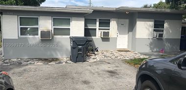 image of property with 2 Bed | 1 Bath | 1,121 Sqft
