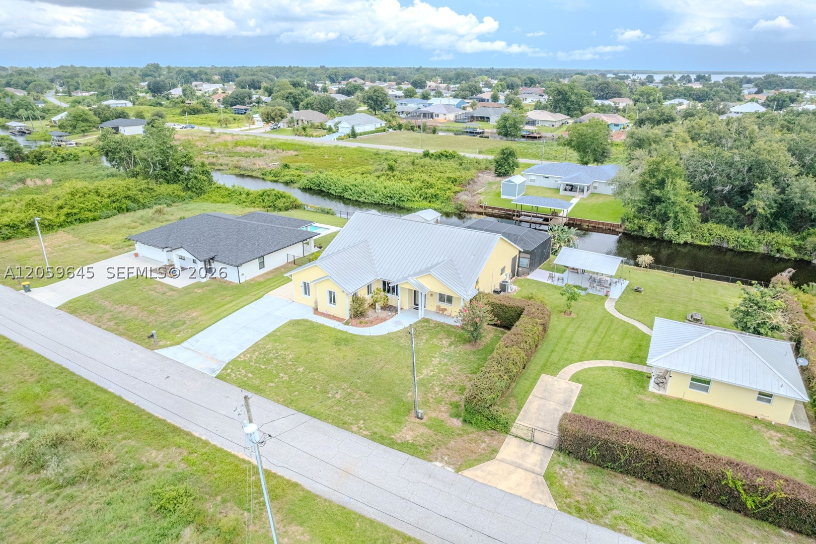 main property photo 88