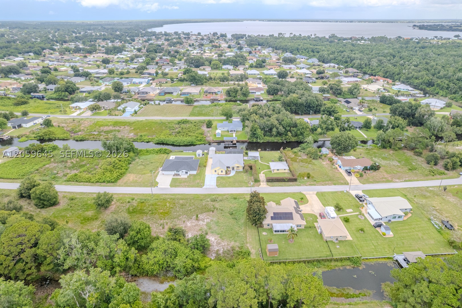 main property photo 94