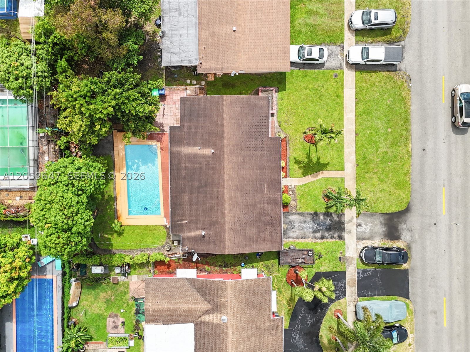 main property photo 27