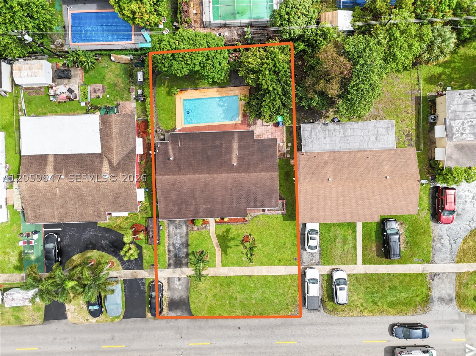 main property photo 29