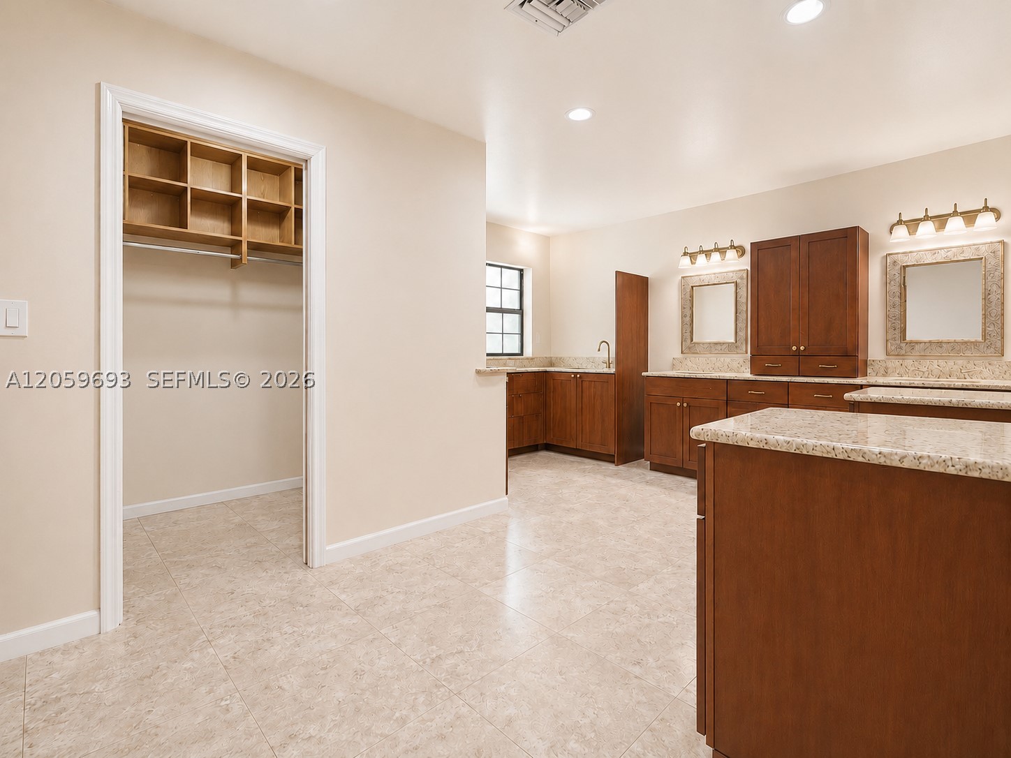main property photo 67