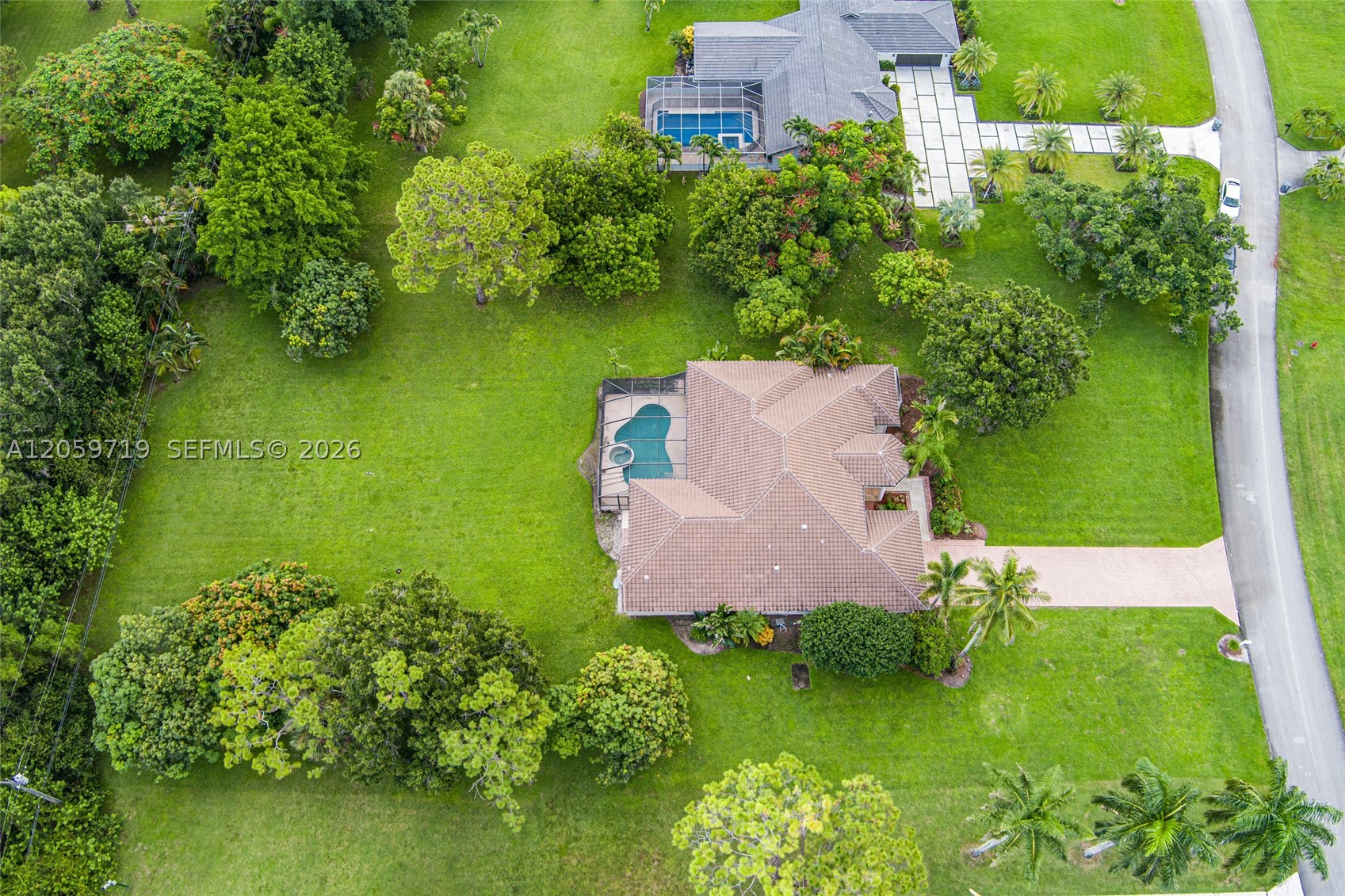 main property photo 47