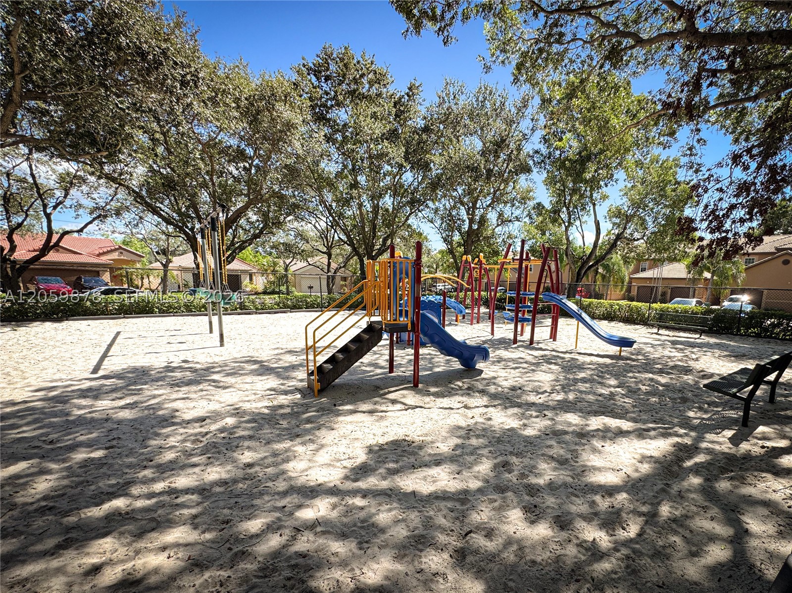 main property photo 15