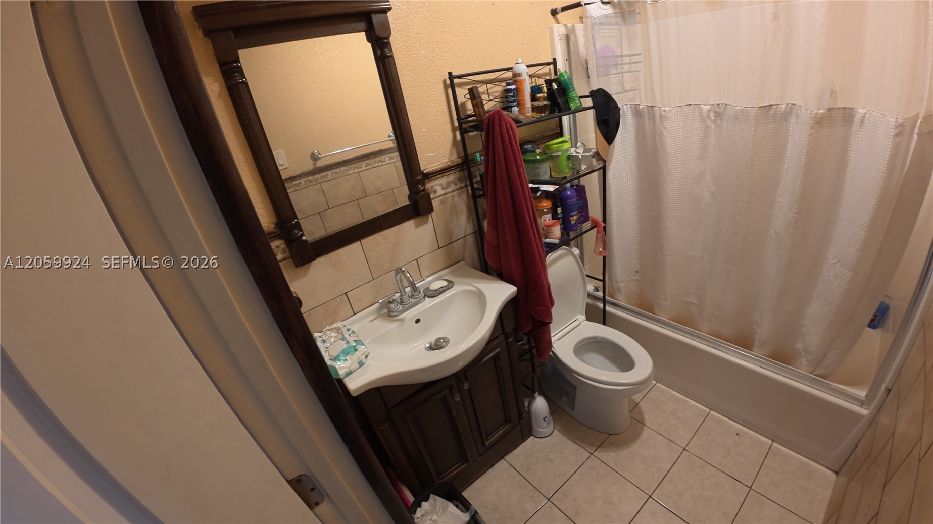 main property photo 60
