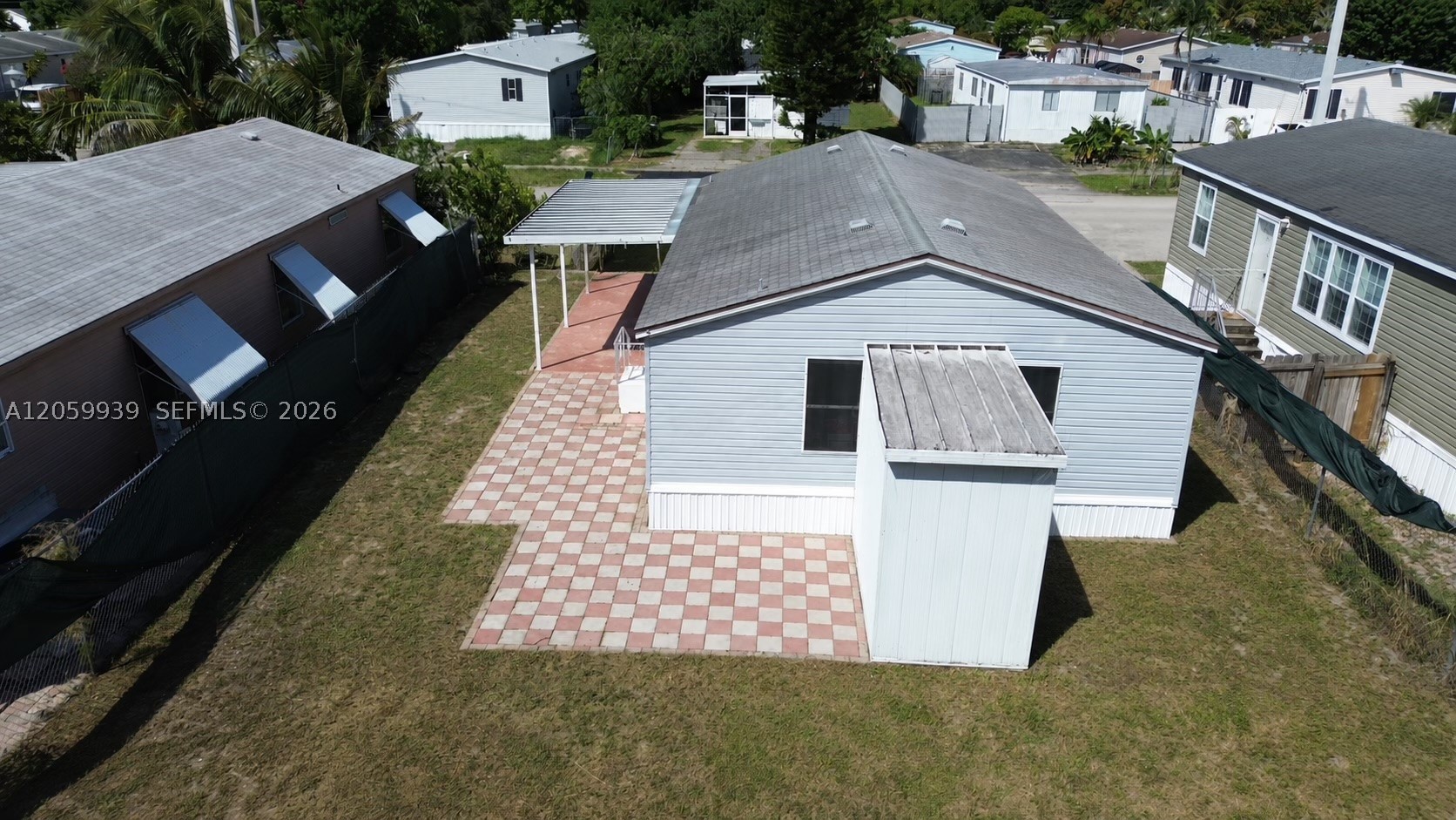 main property photo 20