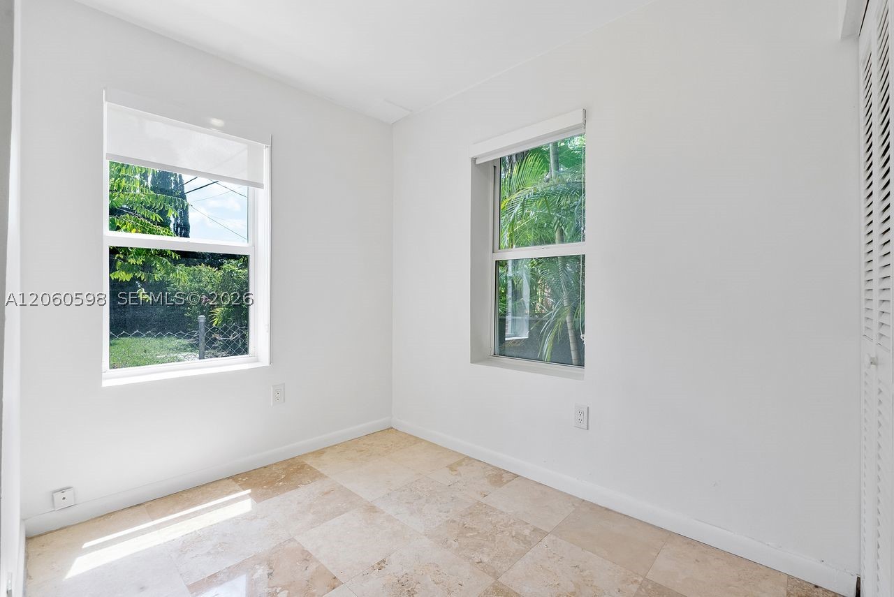 main property photo 76