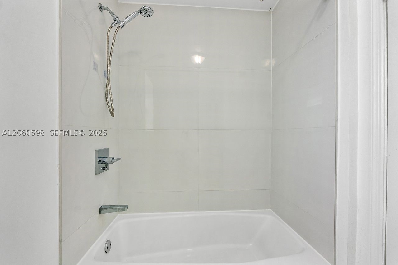 main property photo 78