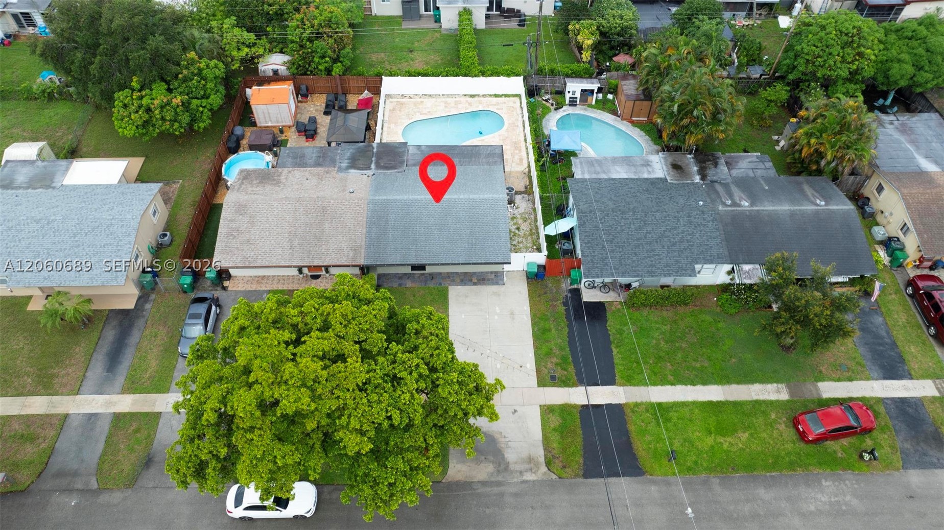 main property photo 19