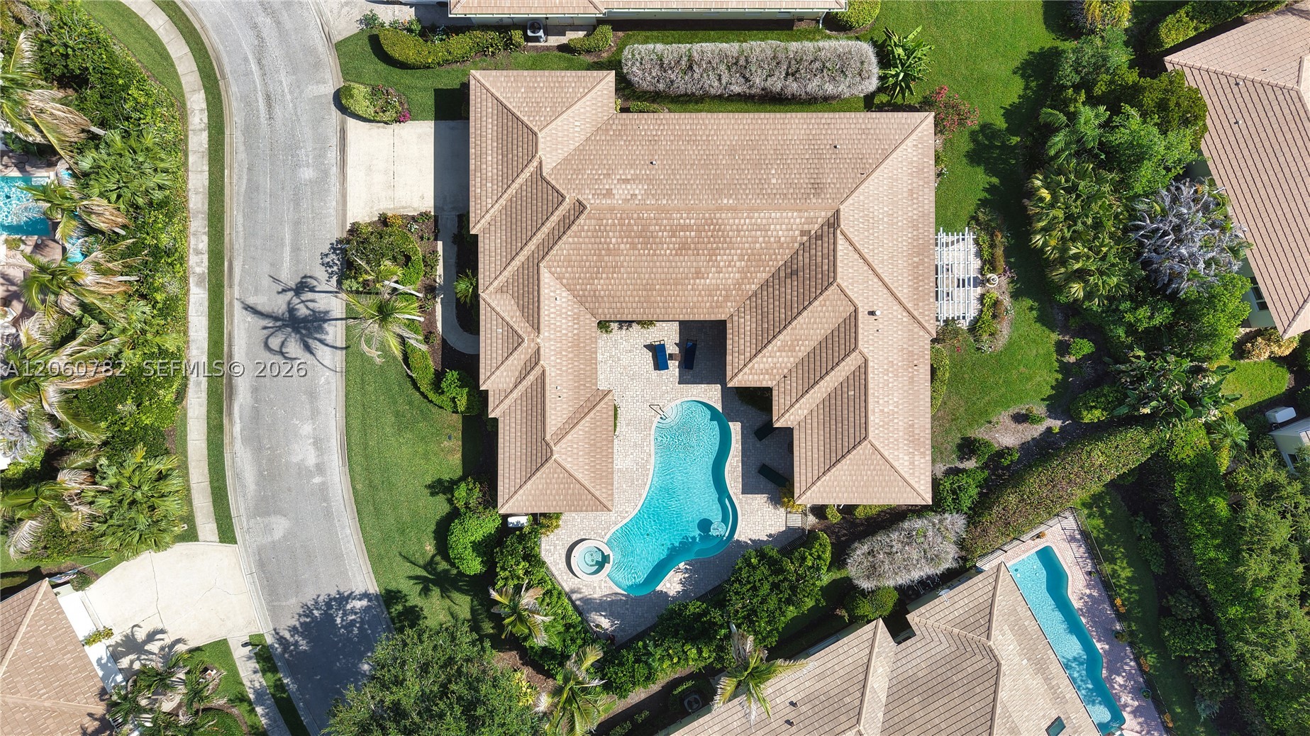 main property photo 43
