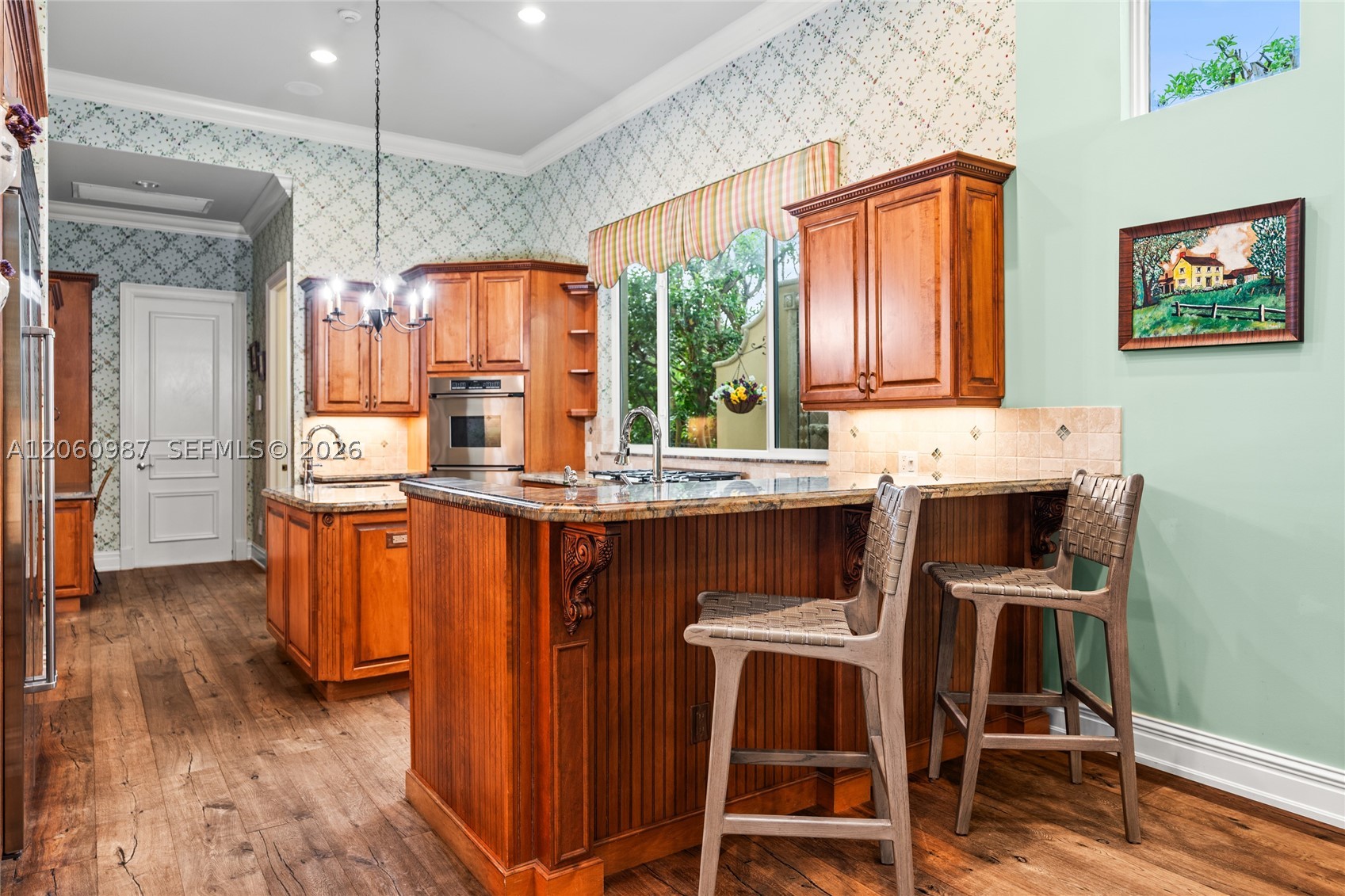 main property photo 25