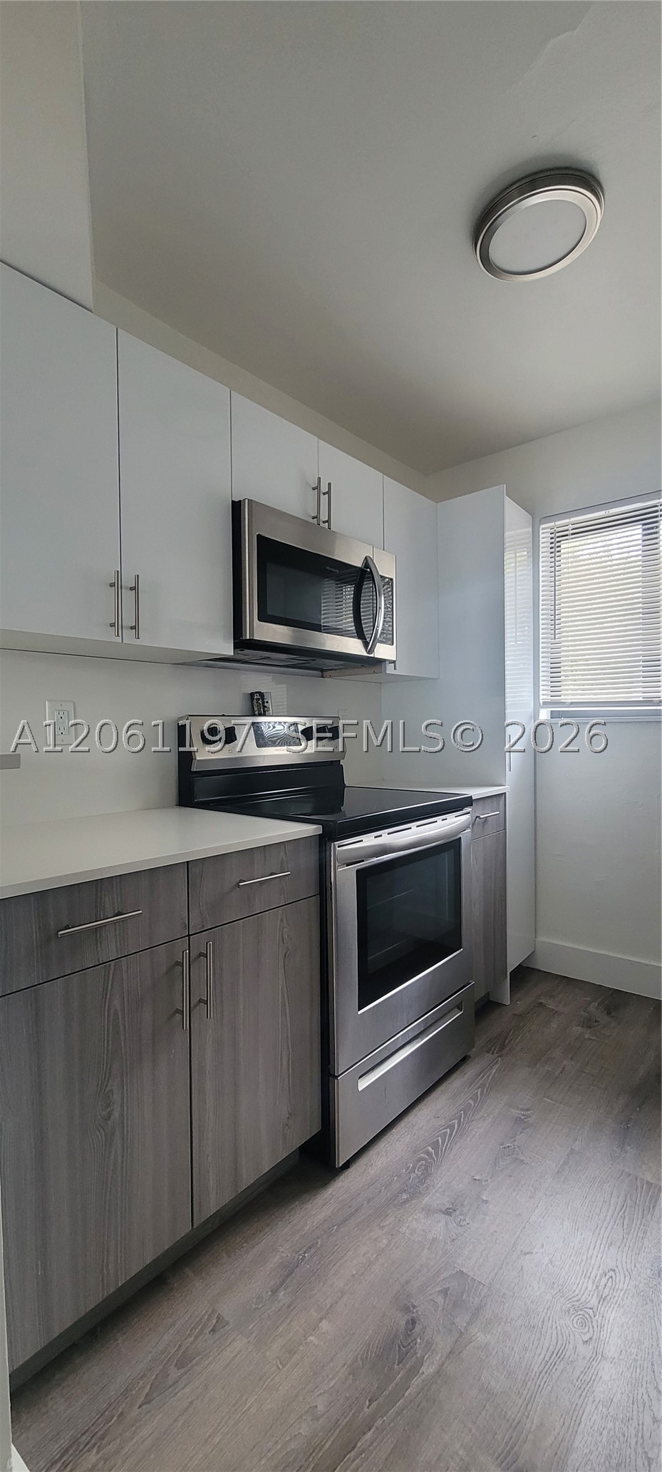 property viewer photo 5
