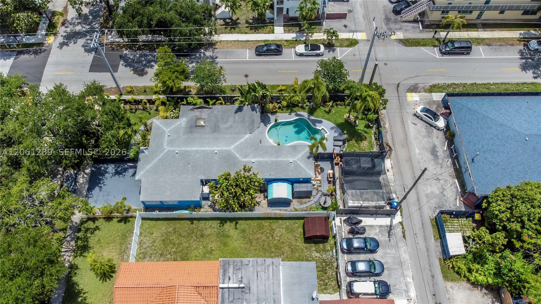 main property photo 36