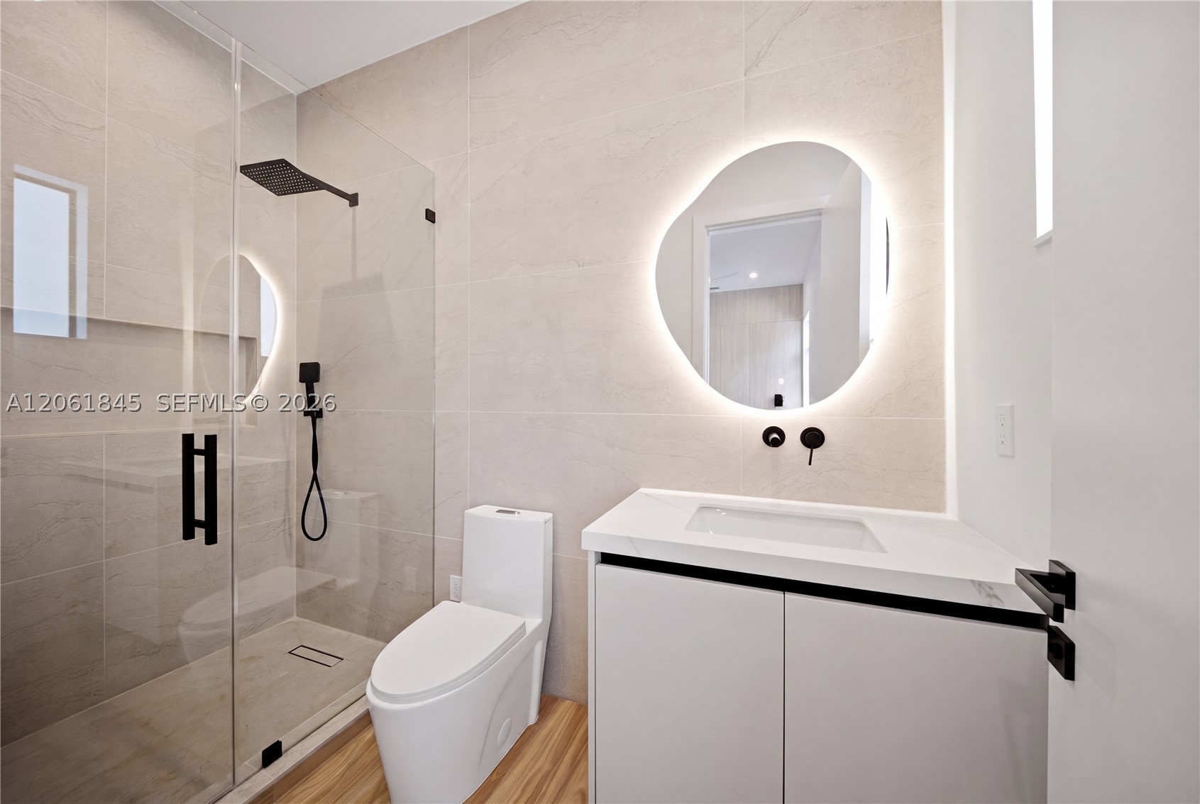 main property photo 66