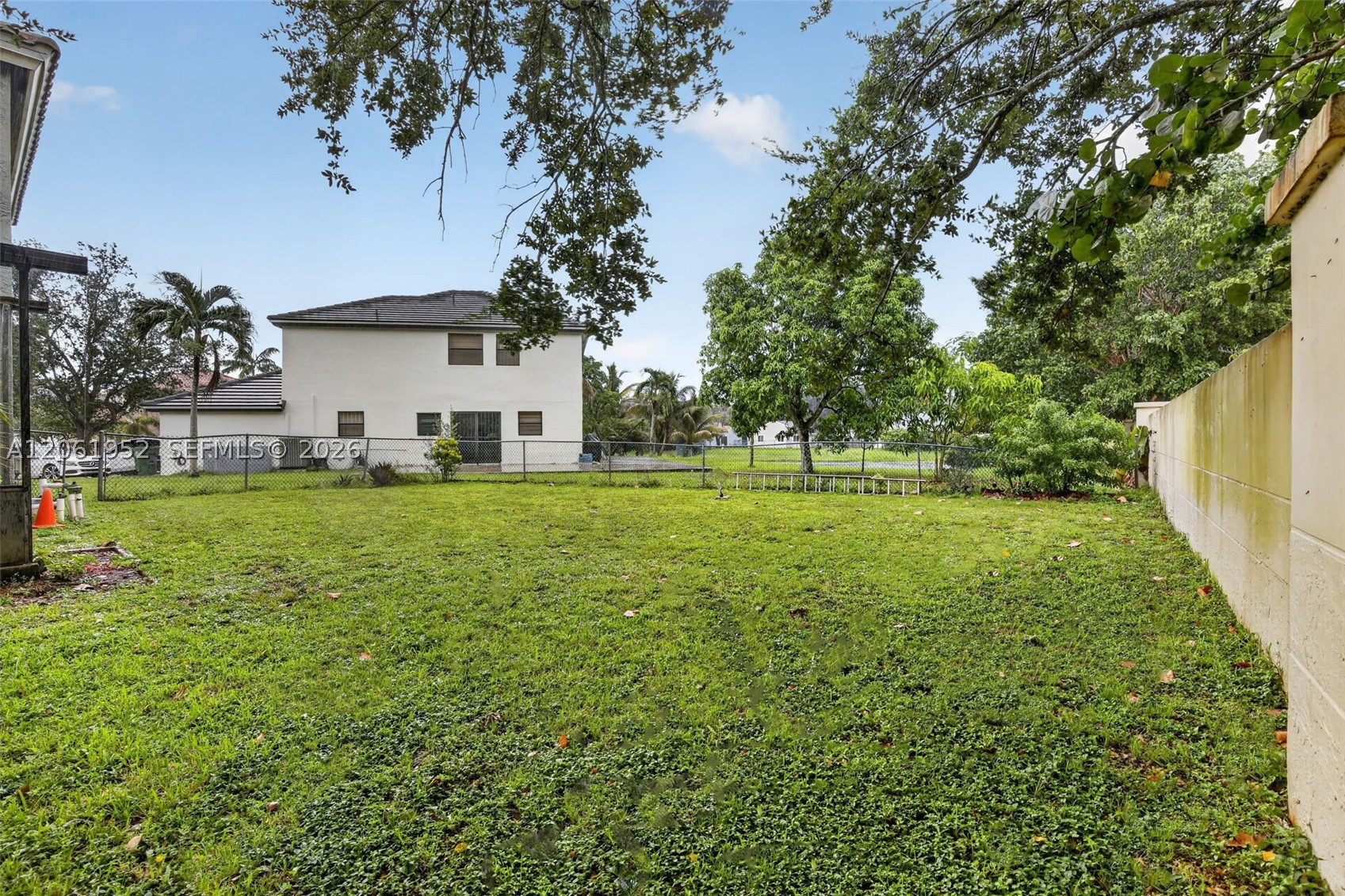 main property photo 47