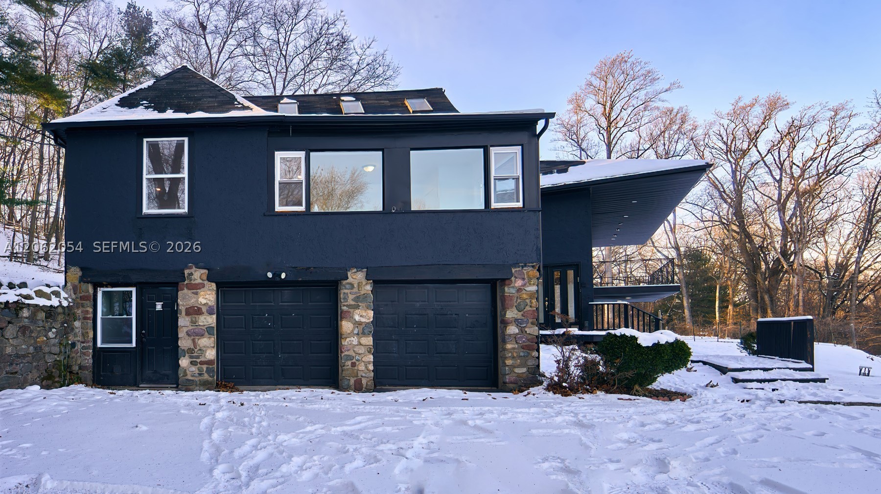 main property photo 46