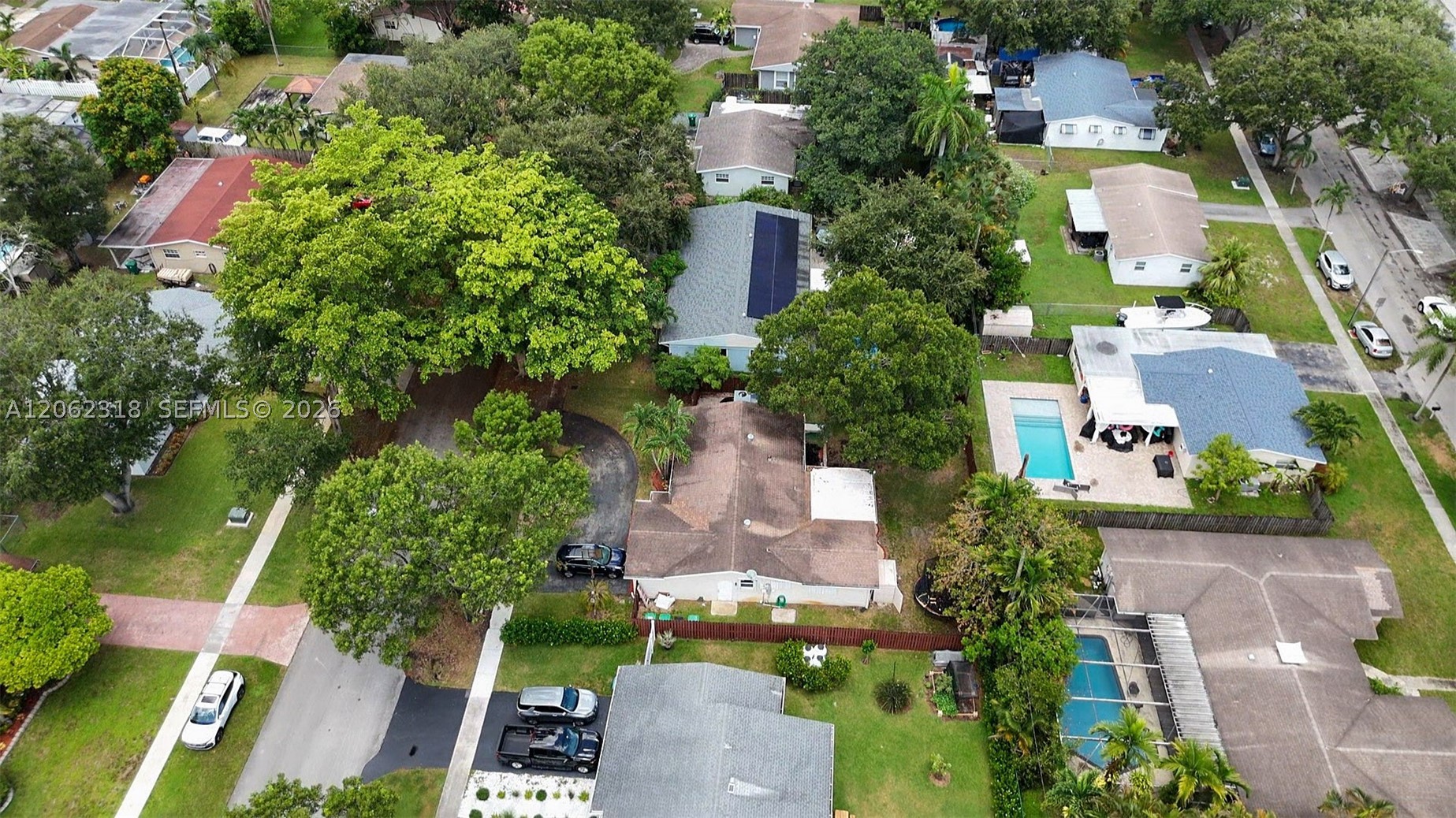 main property photo 31