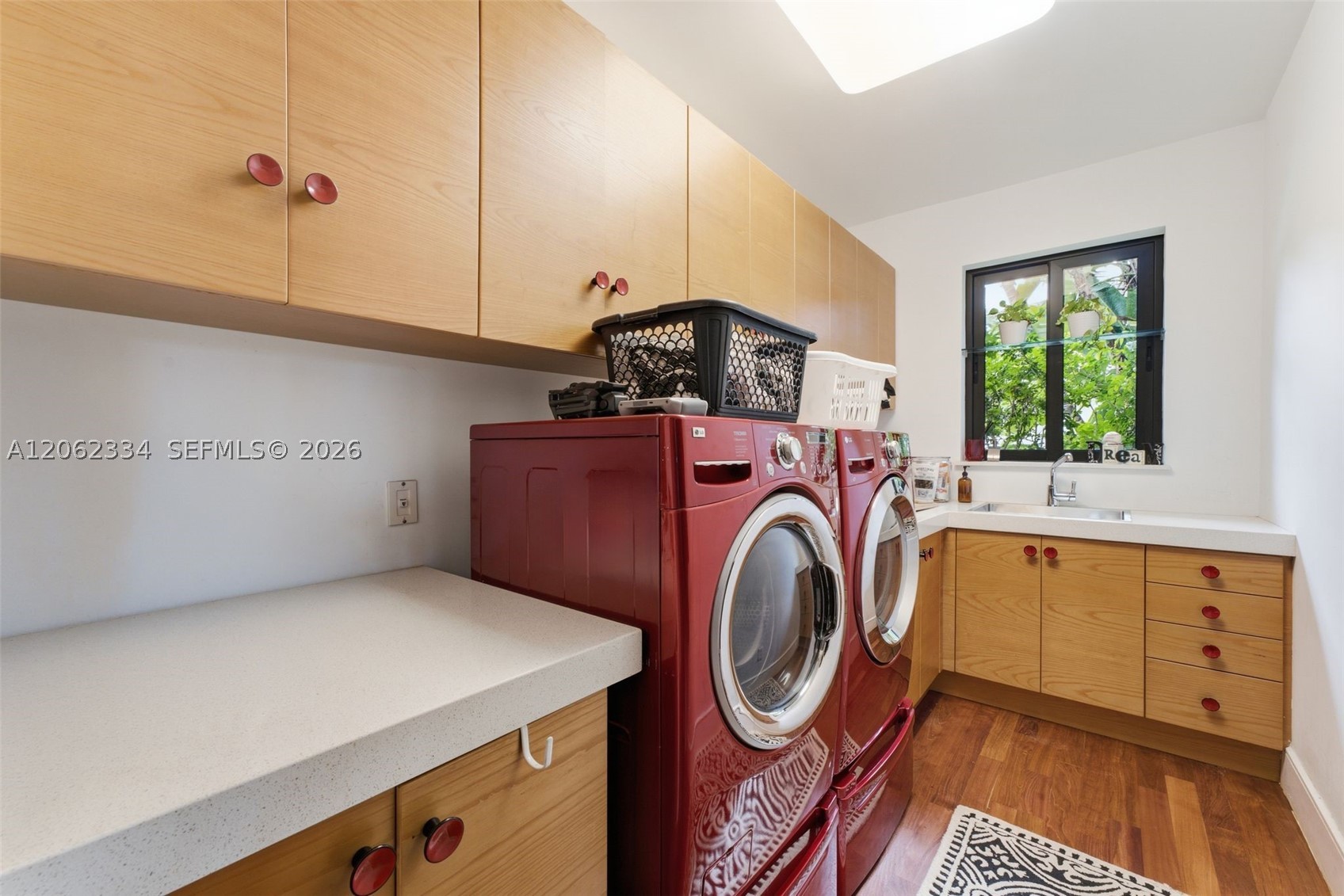 main property photo 50