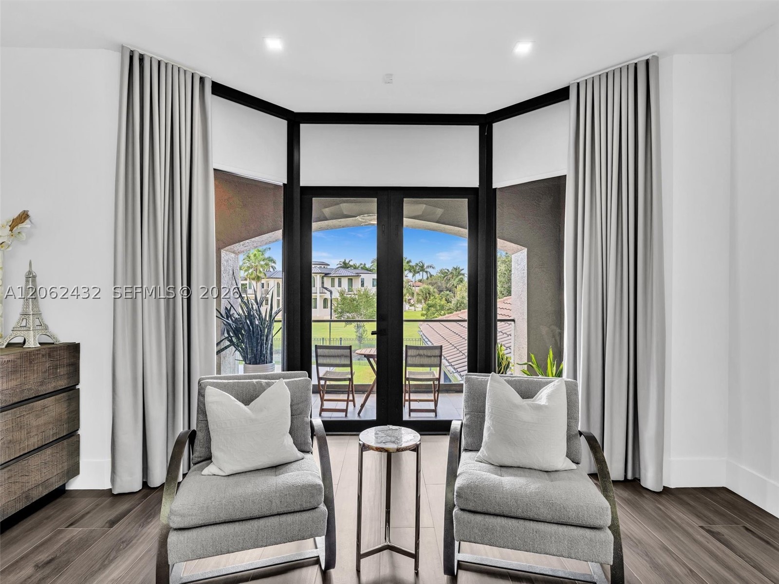 main property photo 79