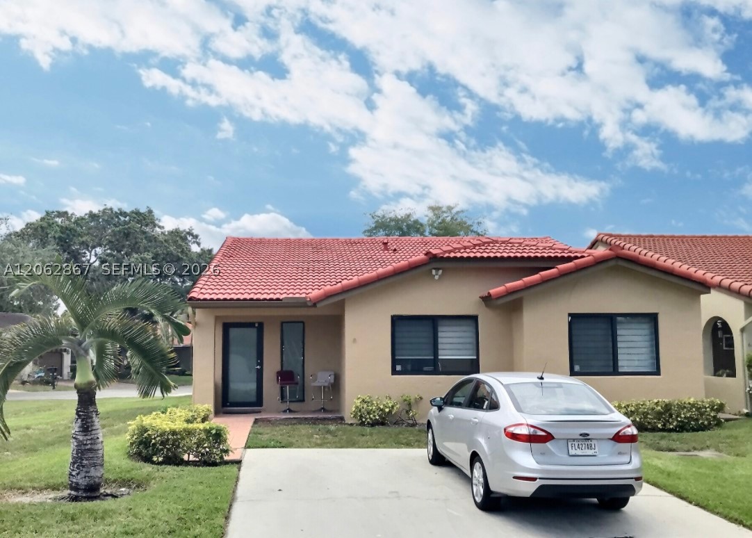 main property photo 0