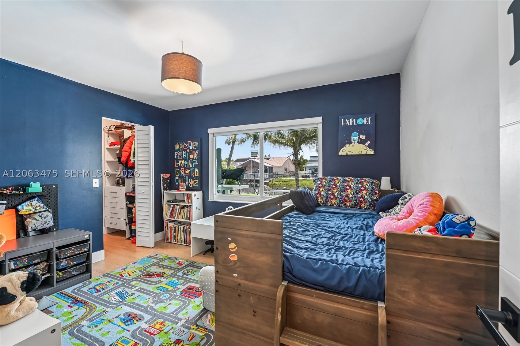main property photo 20