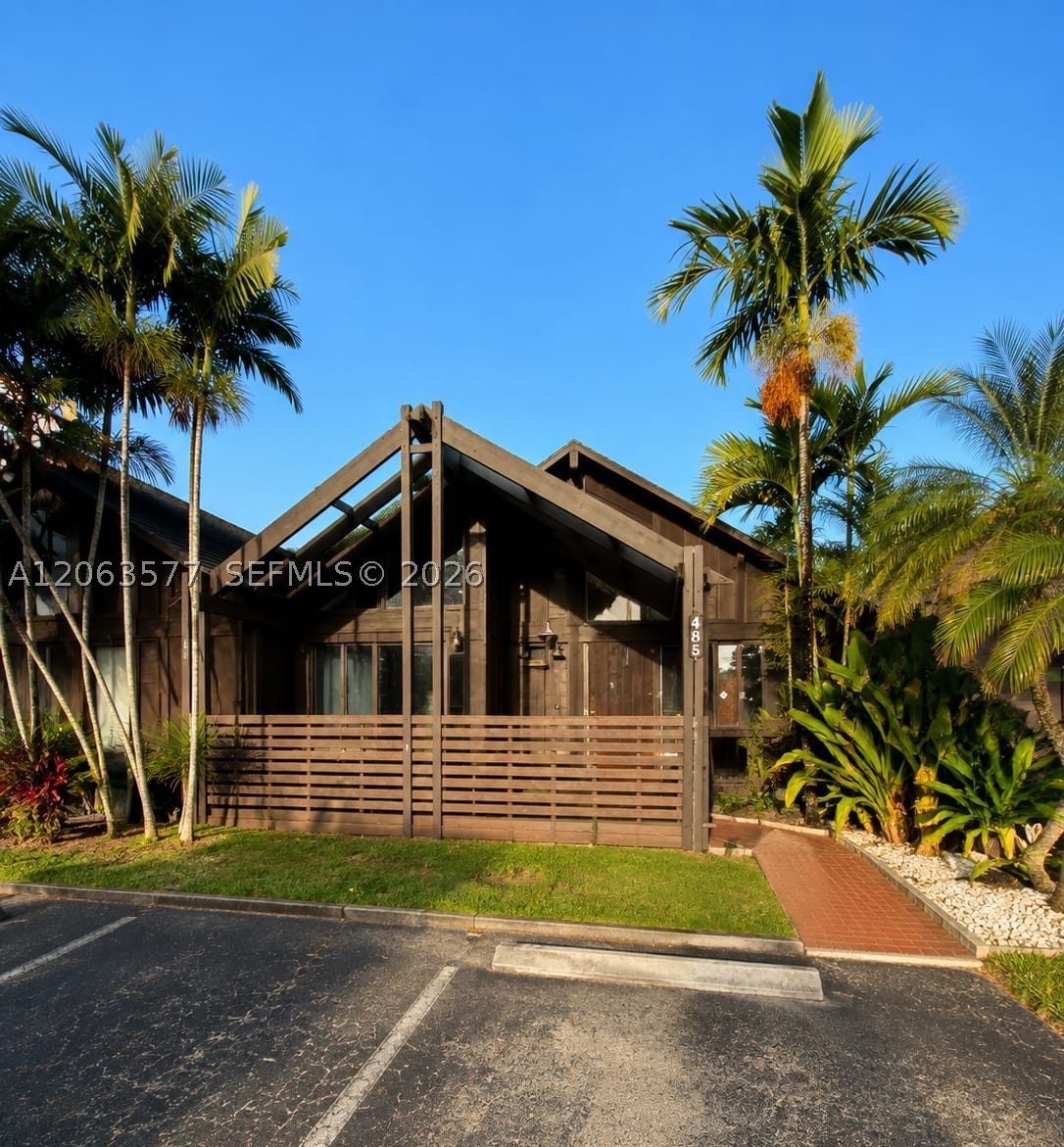 main property photo 0