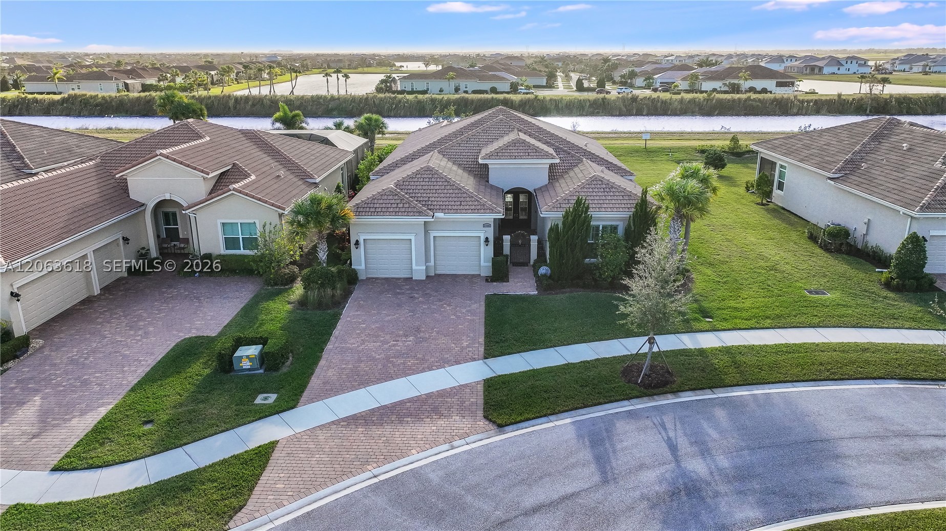 main property photo 74