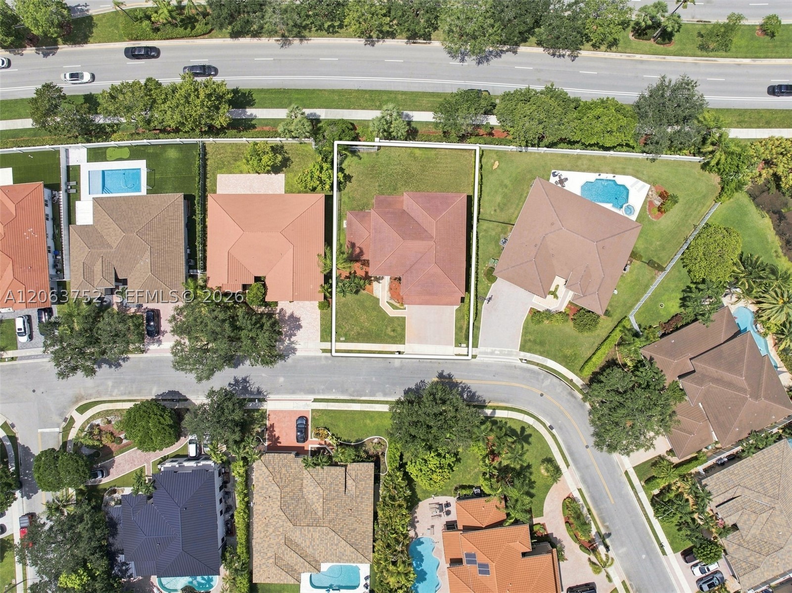 main property photo 36