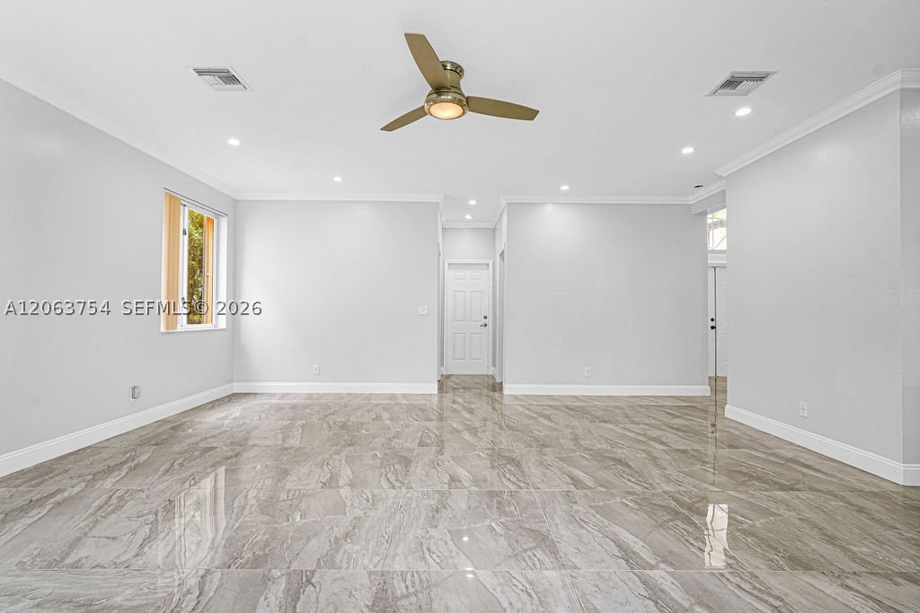 main property photo 78