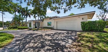 image of property with 3 Bed | 2 Bath | 2,172 Sqft