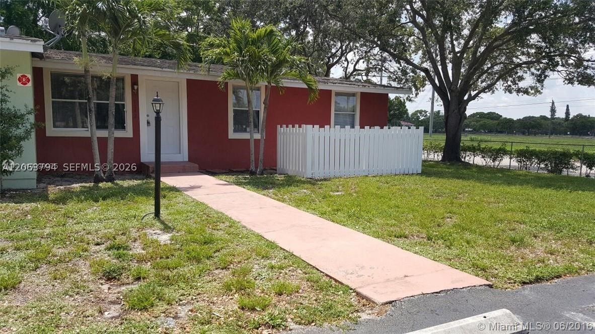 main property photo 0