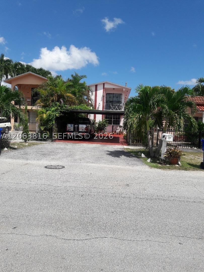 main property photo 0
