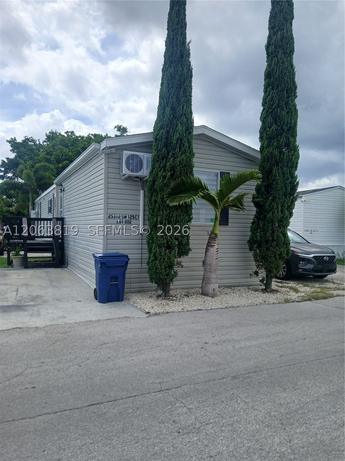 main property photo 0