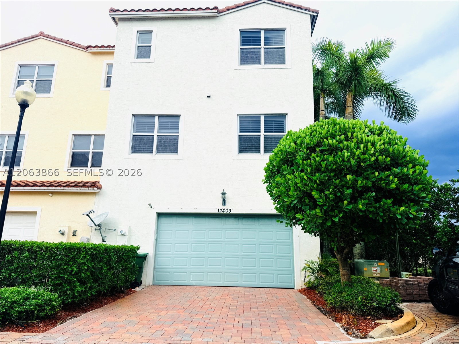 main property photo 39