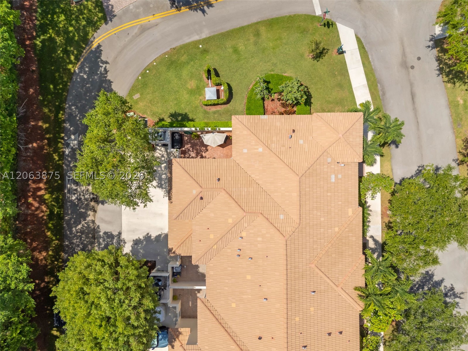 main property photo 48