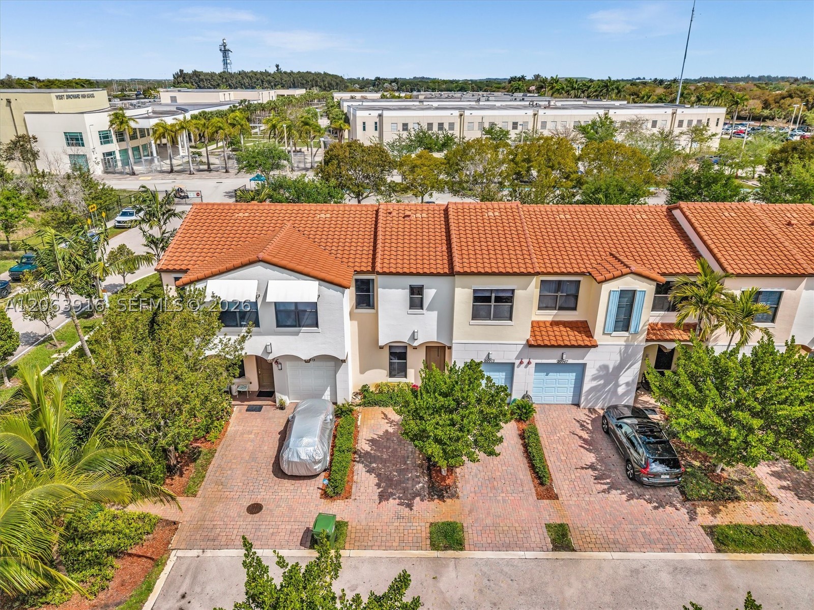 main property photo 44