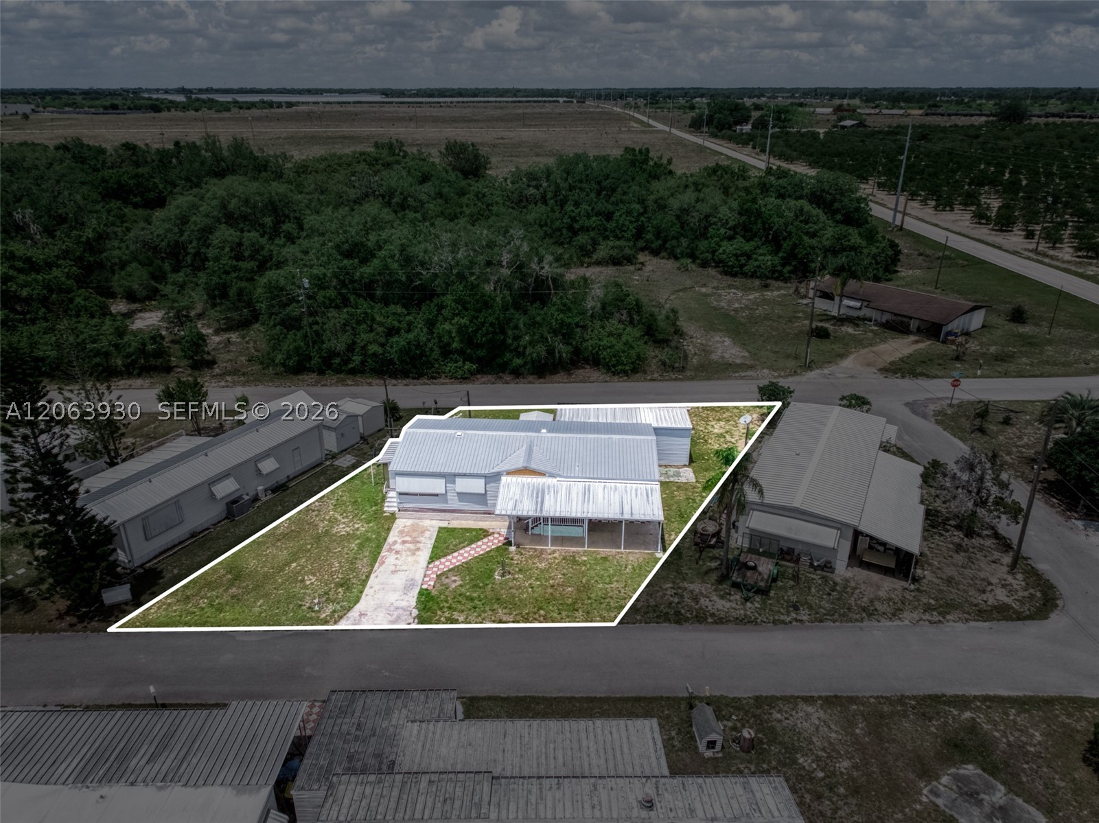 main property photo 44