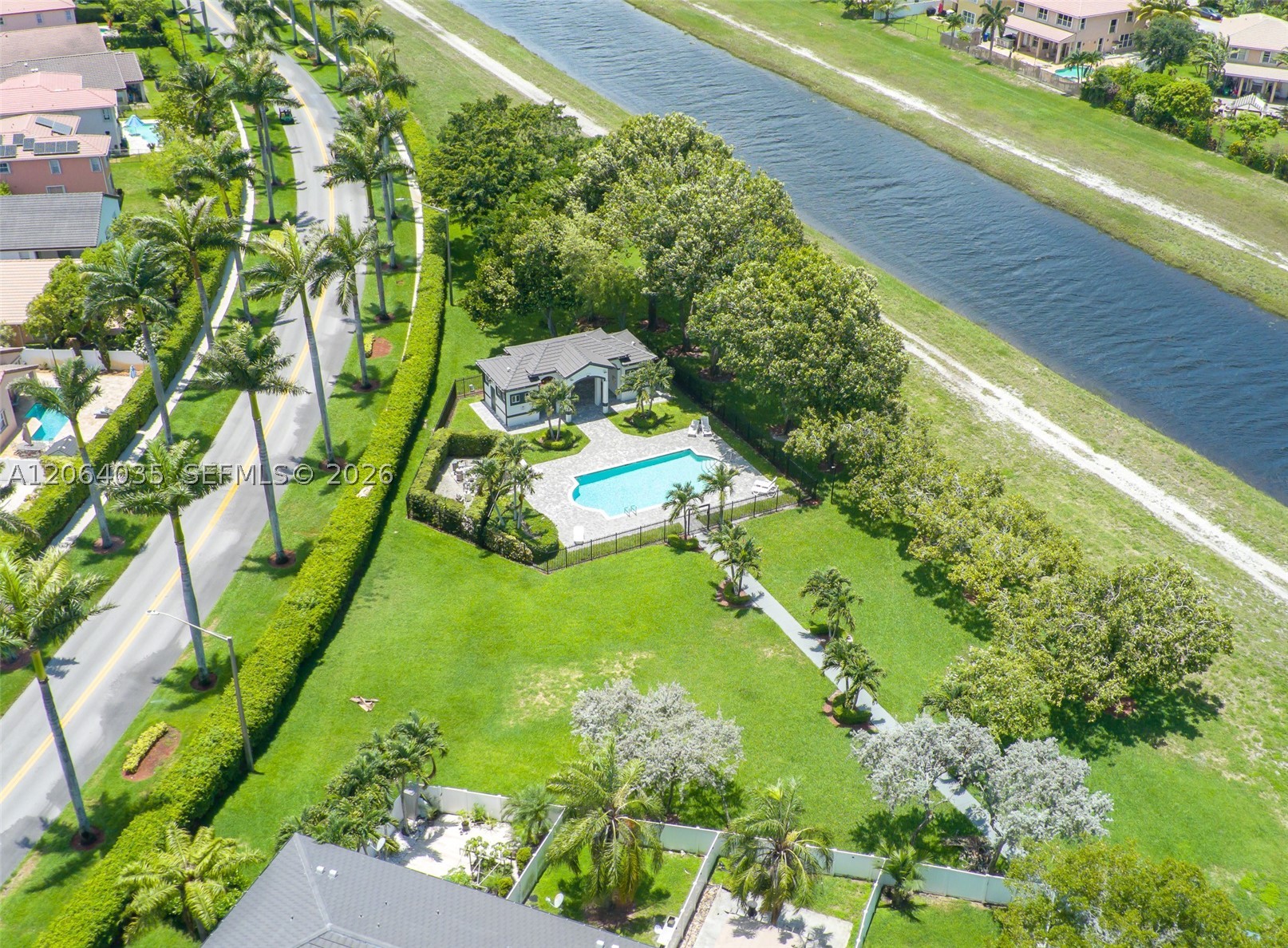 main property photo 42