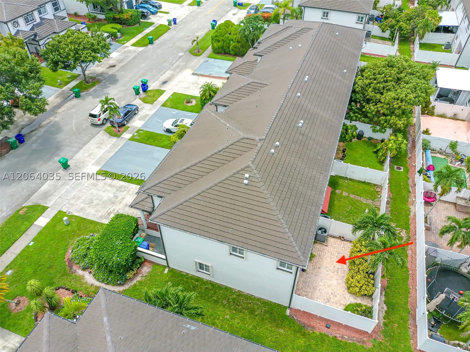 main property photo 44