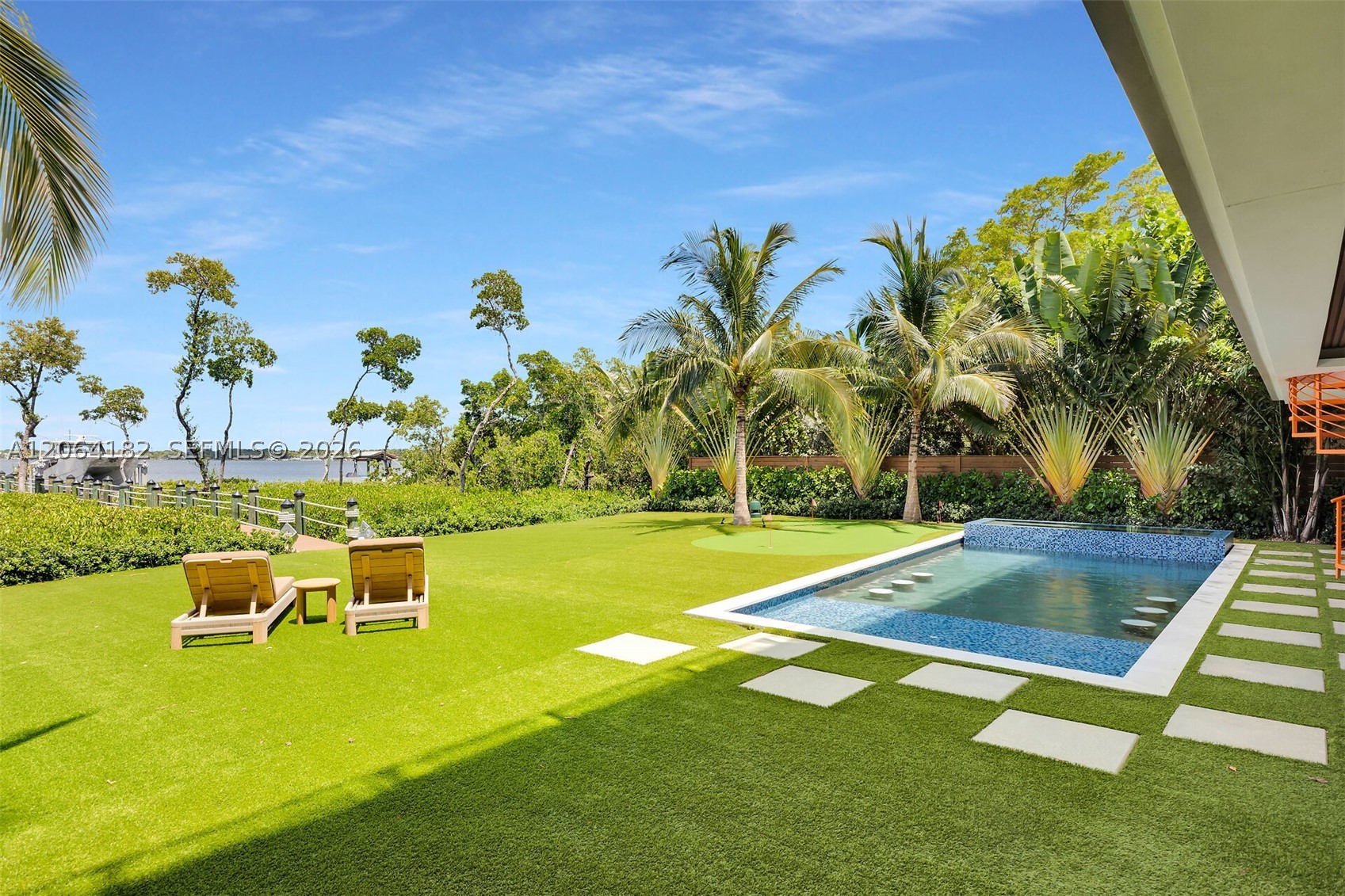 main property photo 79