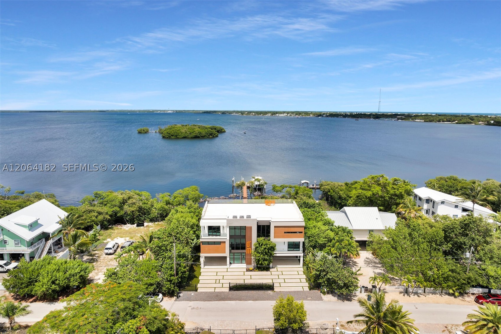 main property photo 90