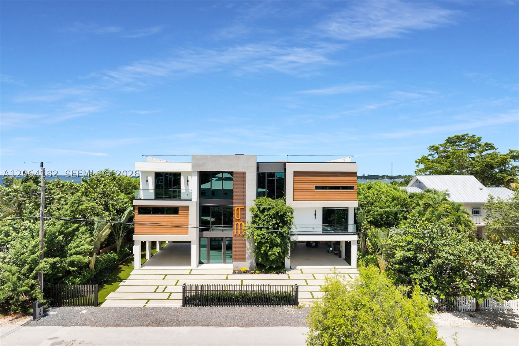 main property photo 91